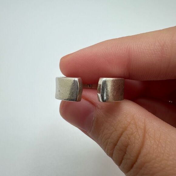 Valentino Garavani Sterling Silver Logo Ring Size 5‎ - Picture 6 of 8